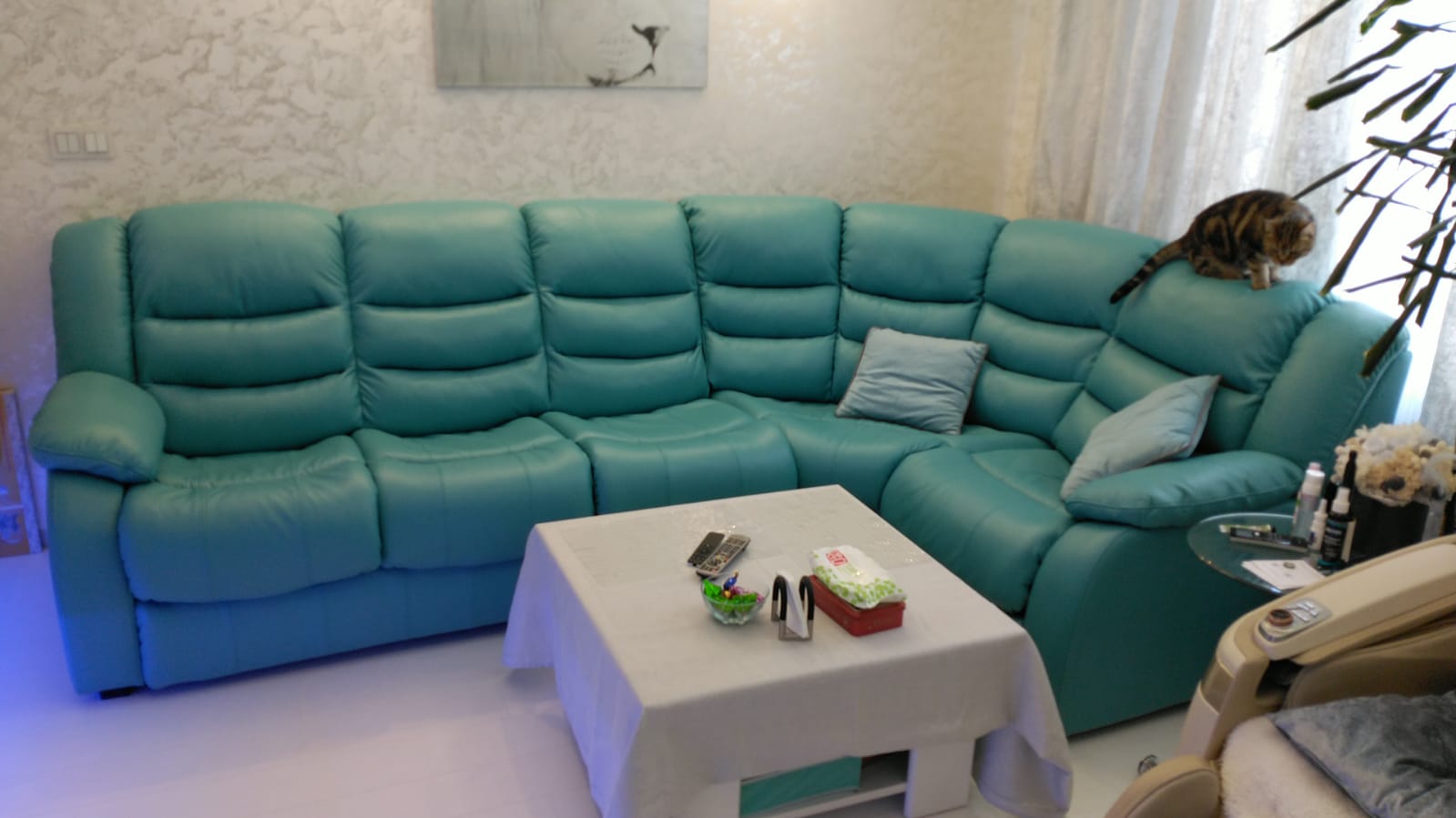 Перетяжка дивана на дому. Полесск